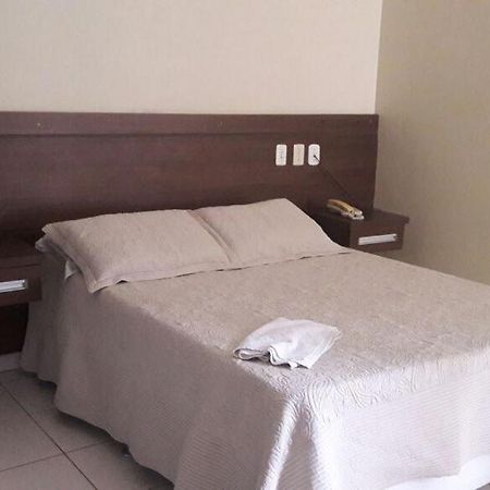 Novo Hotel Cadore Executivo Minacu Zewnętrze zdjęcie