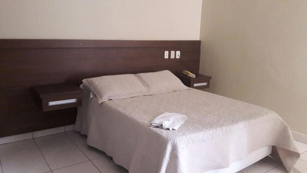 Novo Hotel Cadore Executivo Minacu Zewnętrze zdjęcie